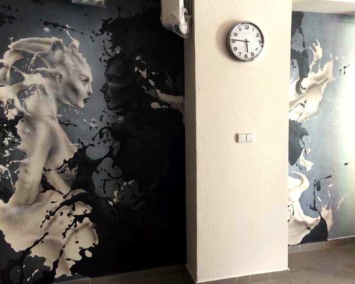 Abstraktní umělecká malba na zdi, akryl, kadeřnictví