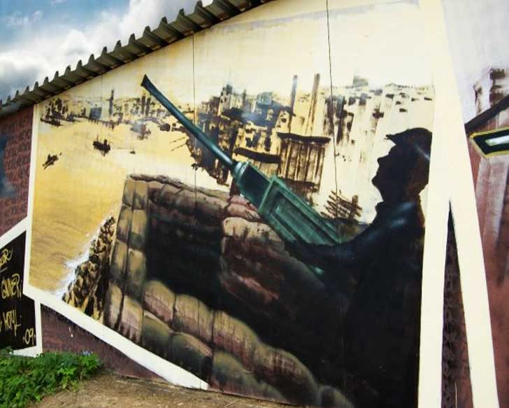 Graffiti malna, streetart, motiv válka